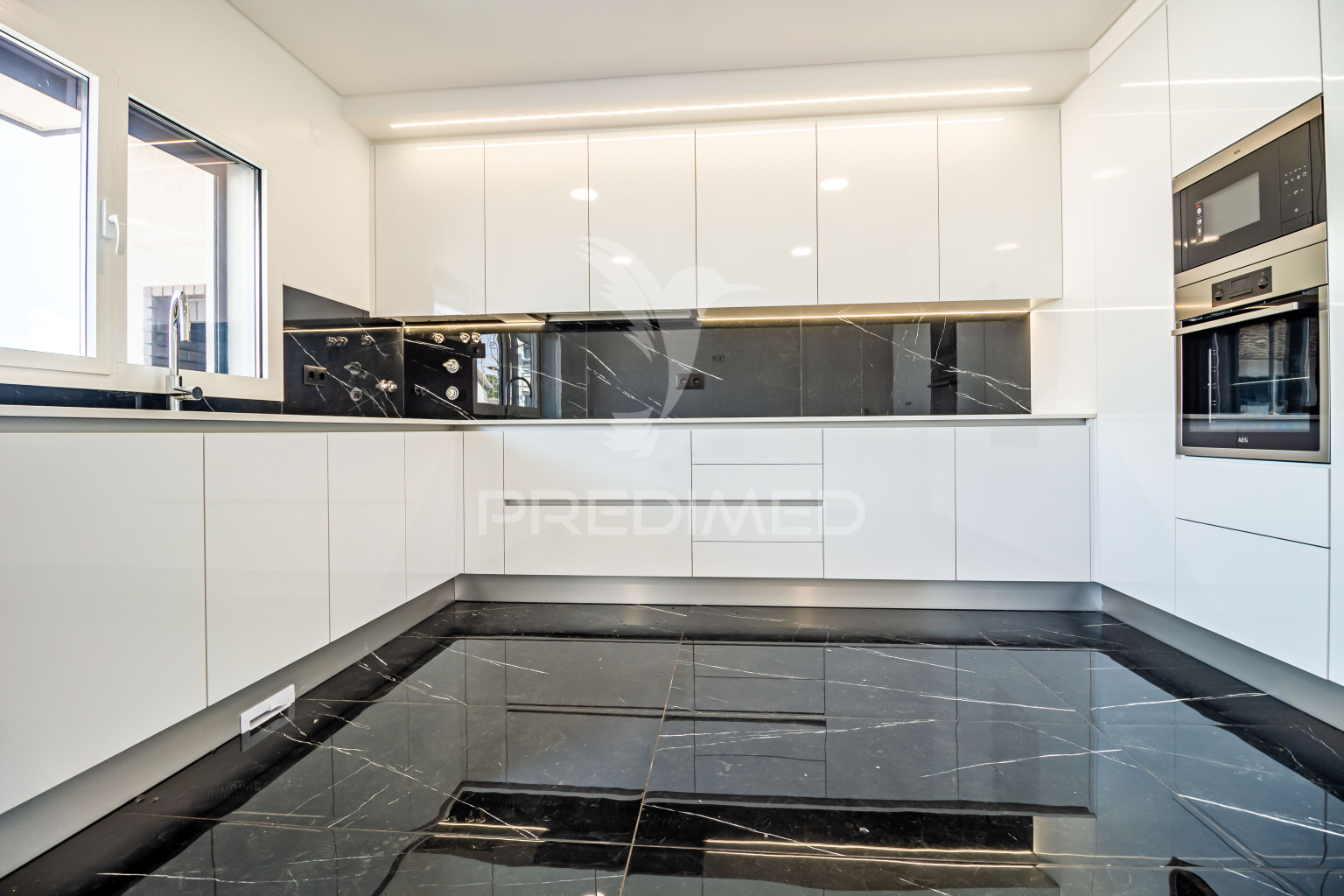 Moradia T4, com rooftop, pronta a habitar, São João da Talha - Bobadela · Santa Iria de Azoia
